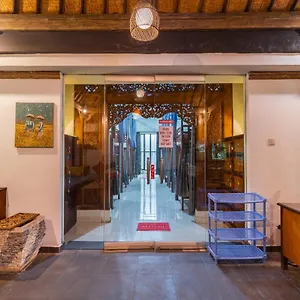 bamboo-ubud-hostel.ubudhotelsnow.com/